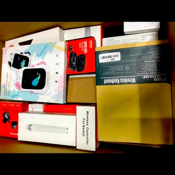 📦🔥hold 🔥Small Mystery 📦box 4 items - Picture 2 of 6